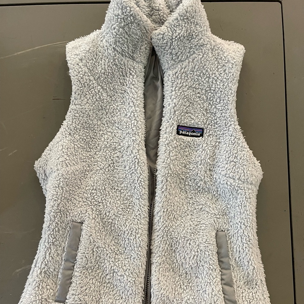 Gently used, grey Patagonia vest, size small